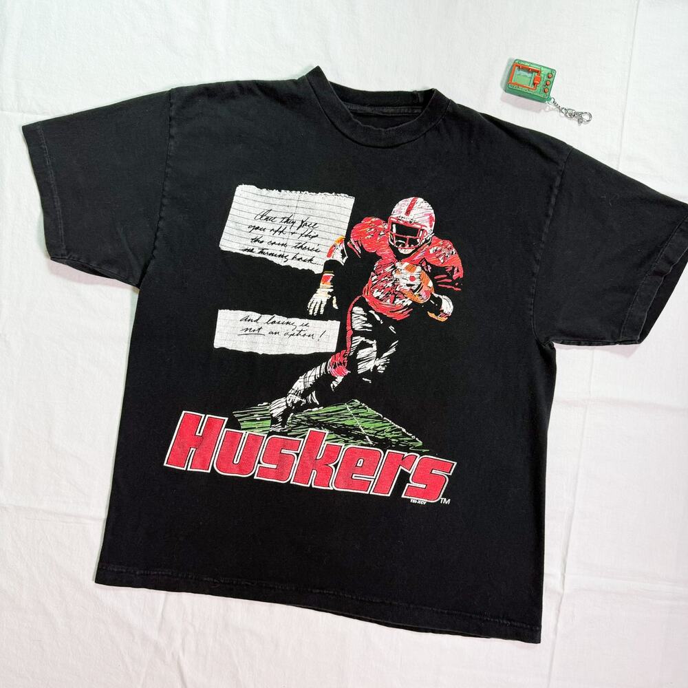 Vintage 90's Nebraska Huskers Football Heavyweight Faded T-Shirt - XL